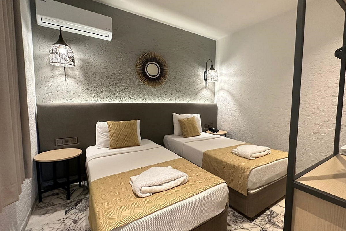 One Bedroom Main Building with Jacuzzi